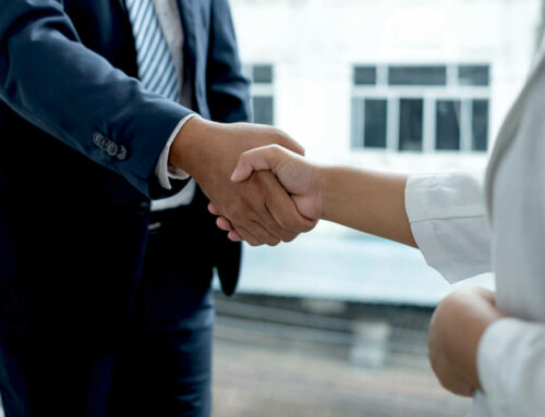 5 aspektów, które warto rozważyć przed skorzystaniem z outsourcingu usług windykacyjnych